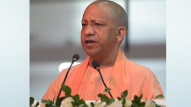 Ayodhya: CM Yogi ने दर्शनार्थियों की व्यवस्था की समीक्षा, बोले- "सभी को दर्शन सुगम करना हमारा कर्तव्य"