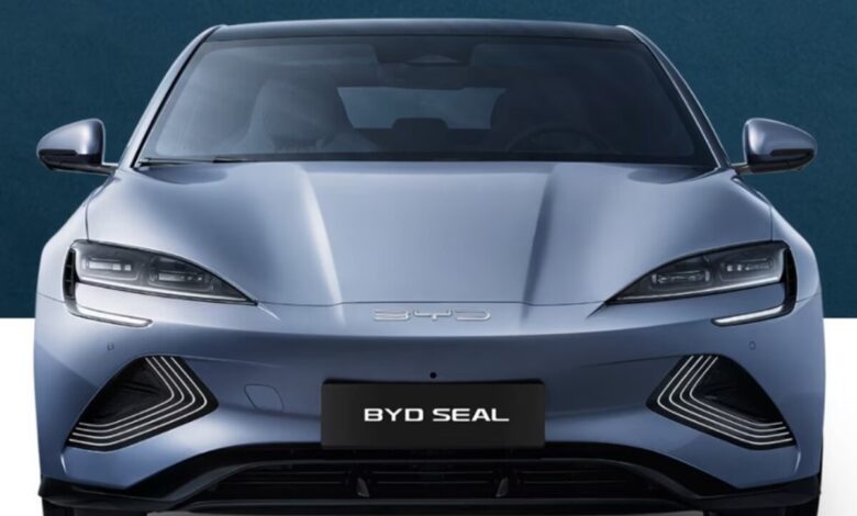 Tesla नहीं, BYD है विश्व का सबसे बड़ा इलेक्ट्रिक कार विक्रेता, 2023 में इतनी बिक्री